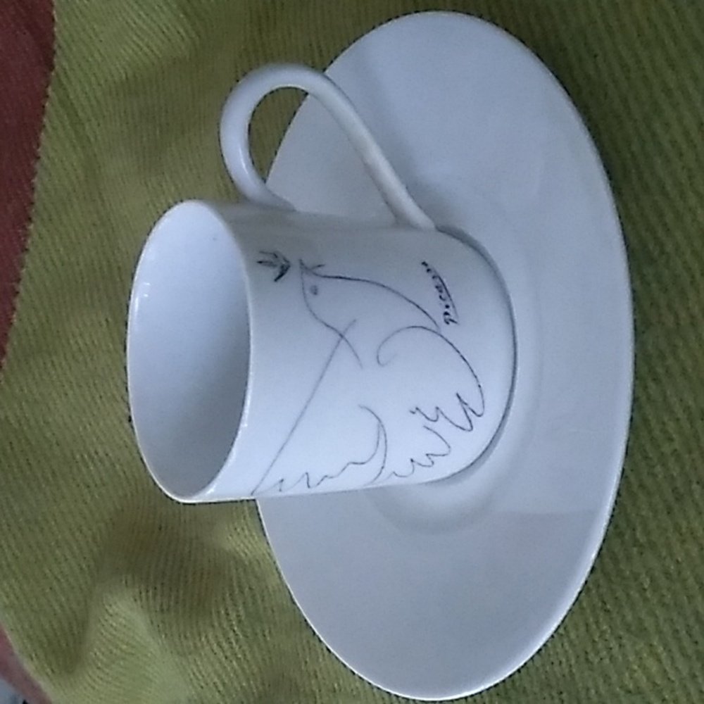 Vintage Pablo Picasso Living Dove Expresso Set
